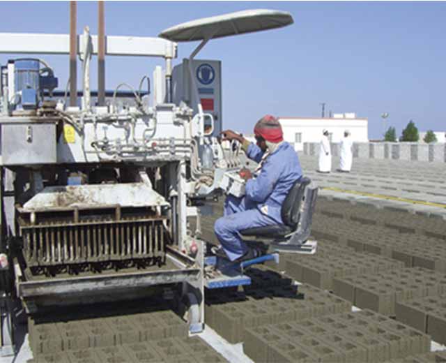 鋼渣制磚機(jī)廠家如何讓固廢鋼渣變廢為寶？